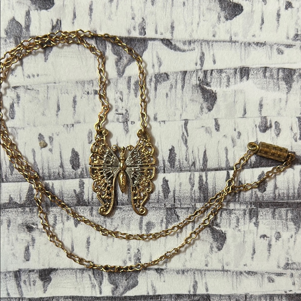 Elegant Gold Butterfly Pendant Costume Necklace